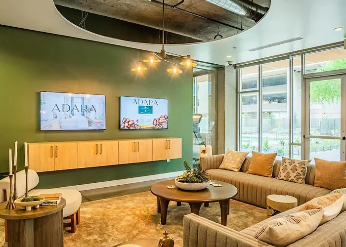 Spacious 2br With Gym Pool Parking *