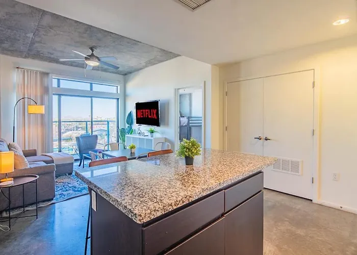 Spacious 2br With Gym Pool Parking Apartamento *